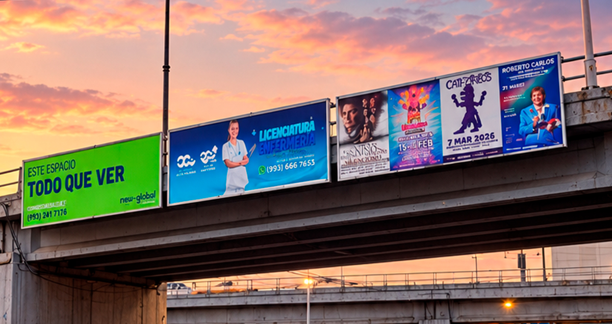 Espectaculares de New Global en un puente vehicular de Villahermosa